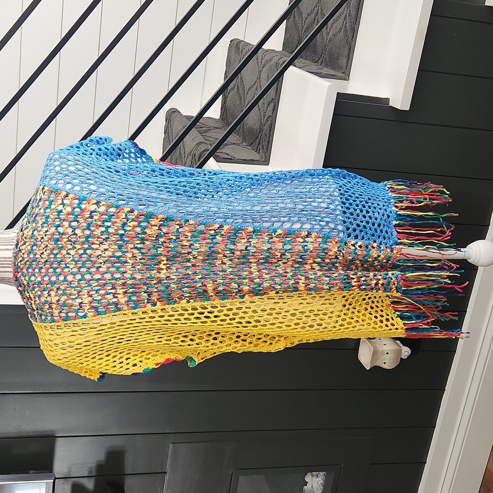 Crochet Fringe Oversized Top - Picture 5 of 8